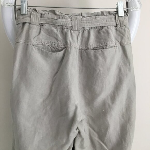 CARTONNIER Anthropologie Gray Ruffle Waist Pull On Belted Pant - Picture 7 of 12